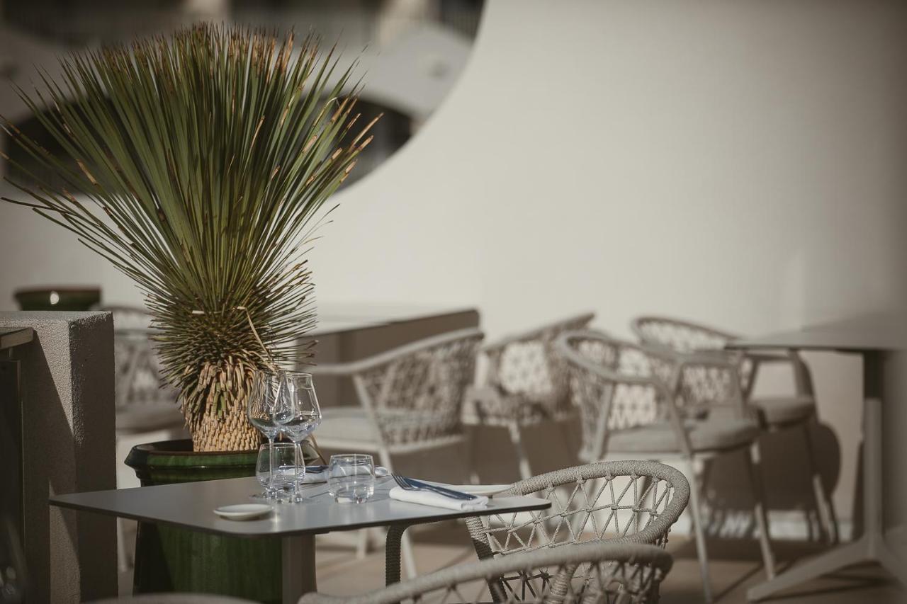 Hotel De La 5*